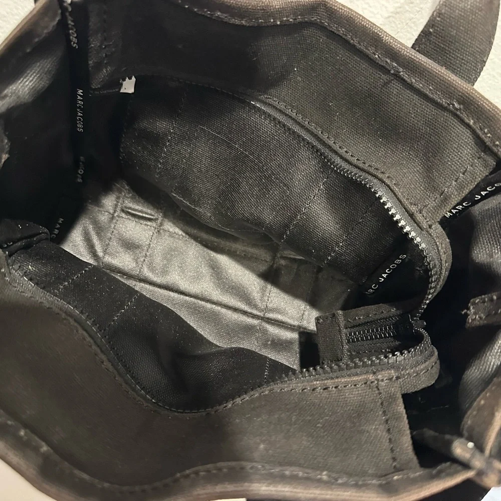 Marc Jacobs Black Tote Bag - Picture 2 of 9